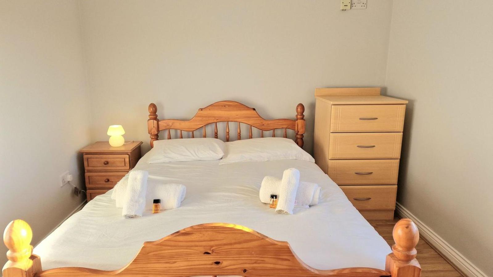 Cosy 3 Bedroom All Ensuites Galway Exterior photo
